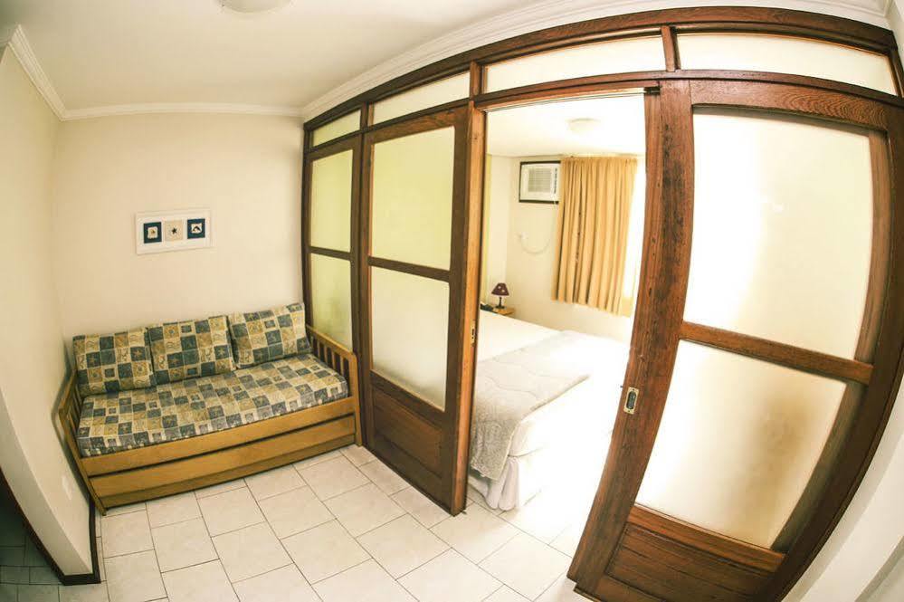 Verdes Mares 3*